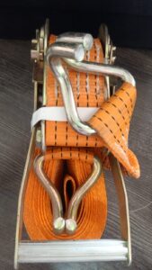 heavy-duty-ratchet-belts